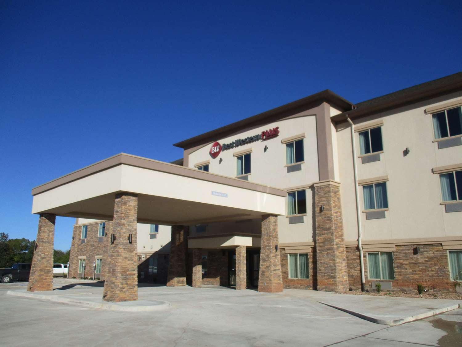 Best Western Plus Pauls Valley Exterior photo